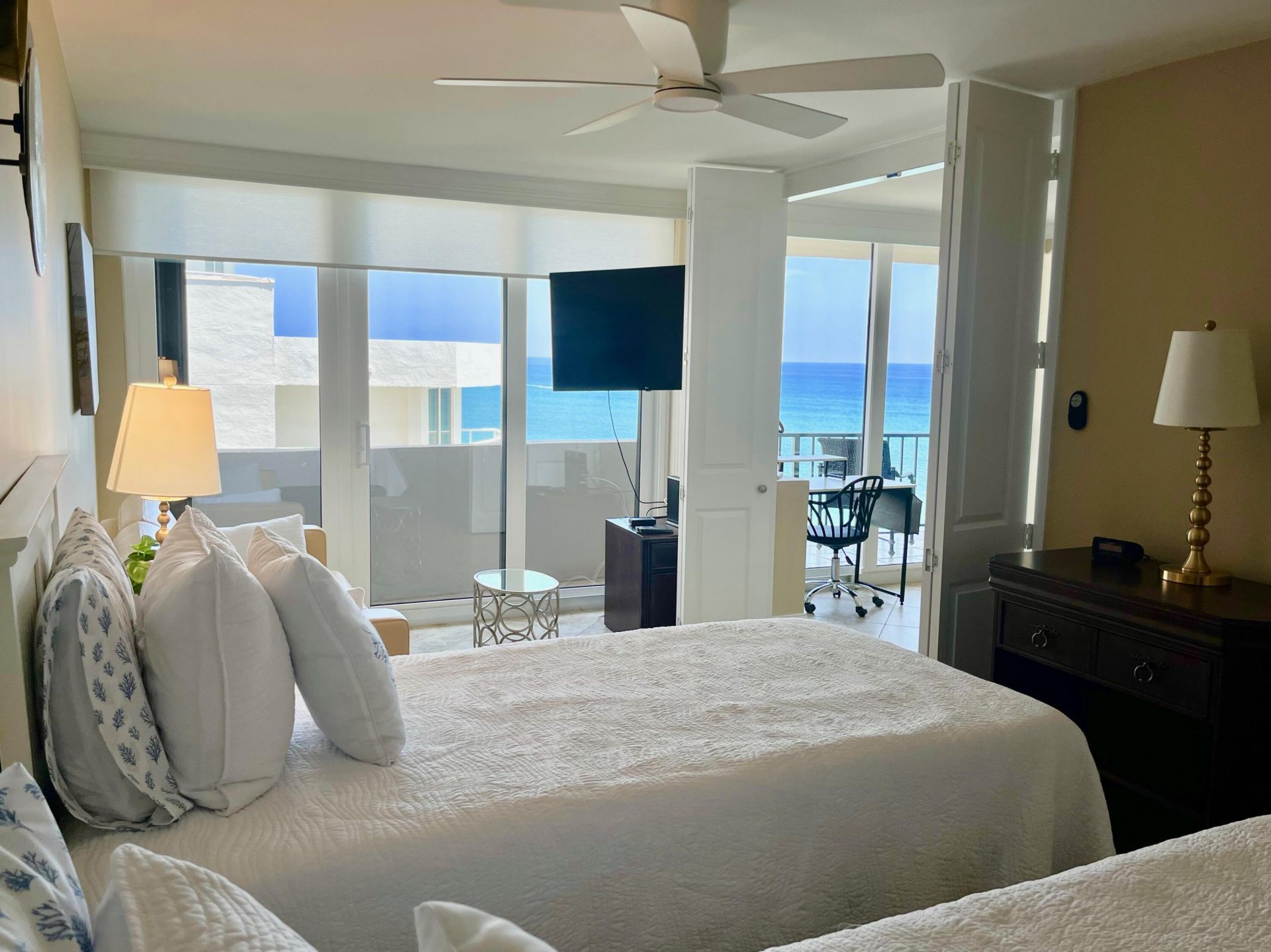 4200 N Ocean Drive, Unit 1-806, Riviera Beach, FL 33404 Photo