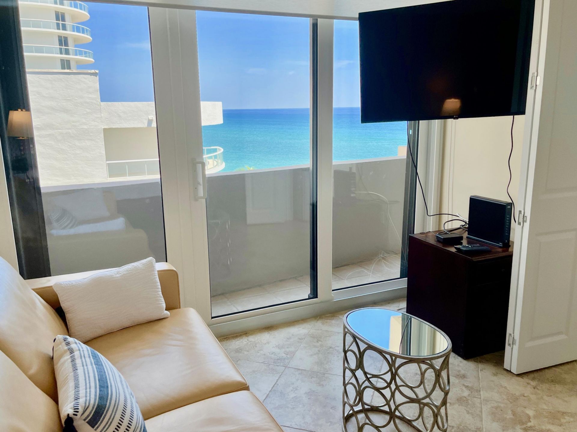 4200 N Ocean Drive, Unit 1-806, Riviera Beach, FL 33404 Photo
