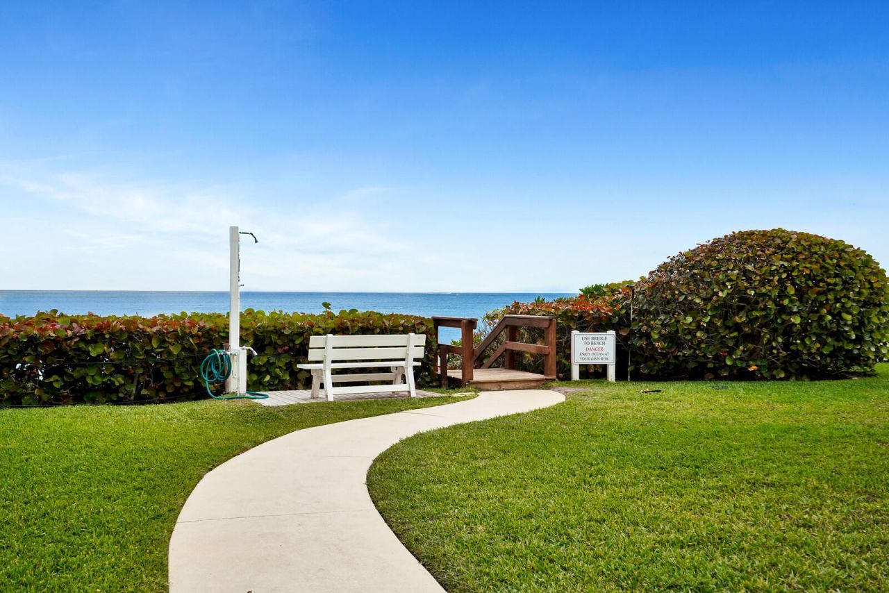 4200 N Ocean Drive, Unit 1-806, Riviera Beach, FL 33404 Photo