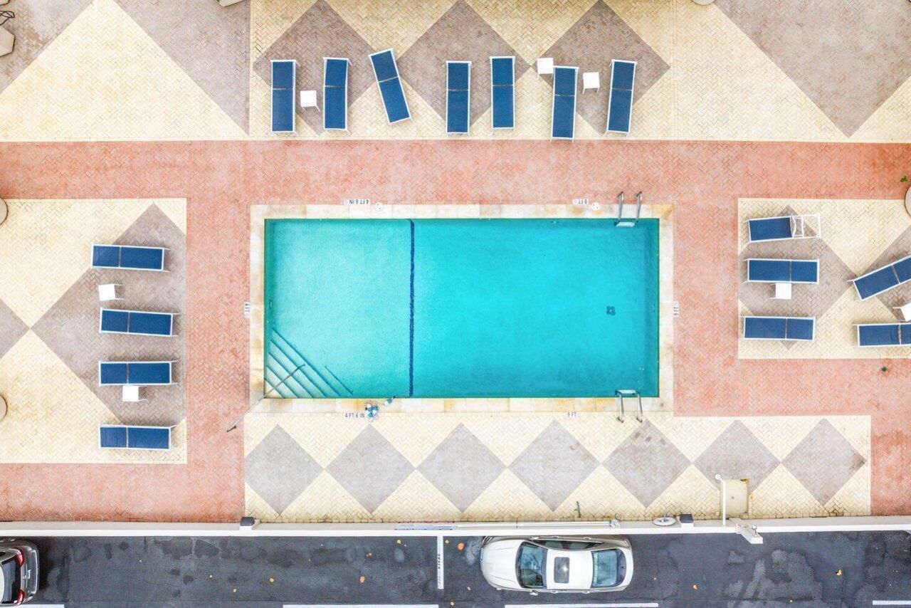 4200 N Ocean Drive, Unit 1-806, Riviera Beach, FL 33404 Photo