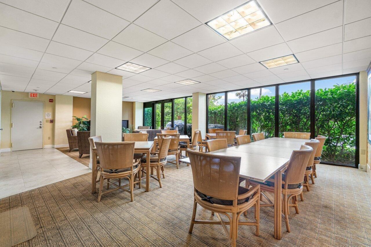 4200 N Ocean Drive, Unit 1-806, Riviera Beach, FL 33404 Photo