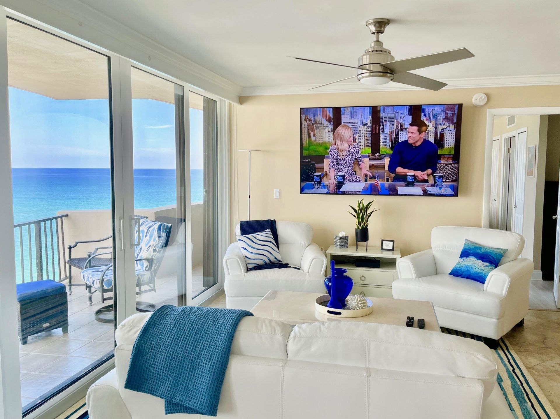 4200 N Ocean Drive, Unit 1-806, Riviera Beach, FL 33404 Photo
