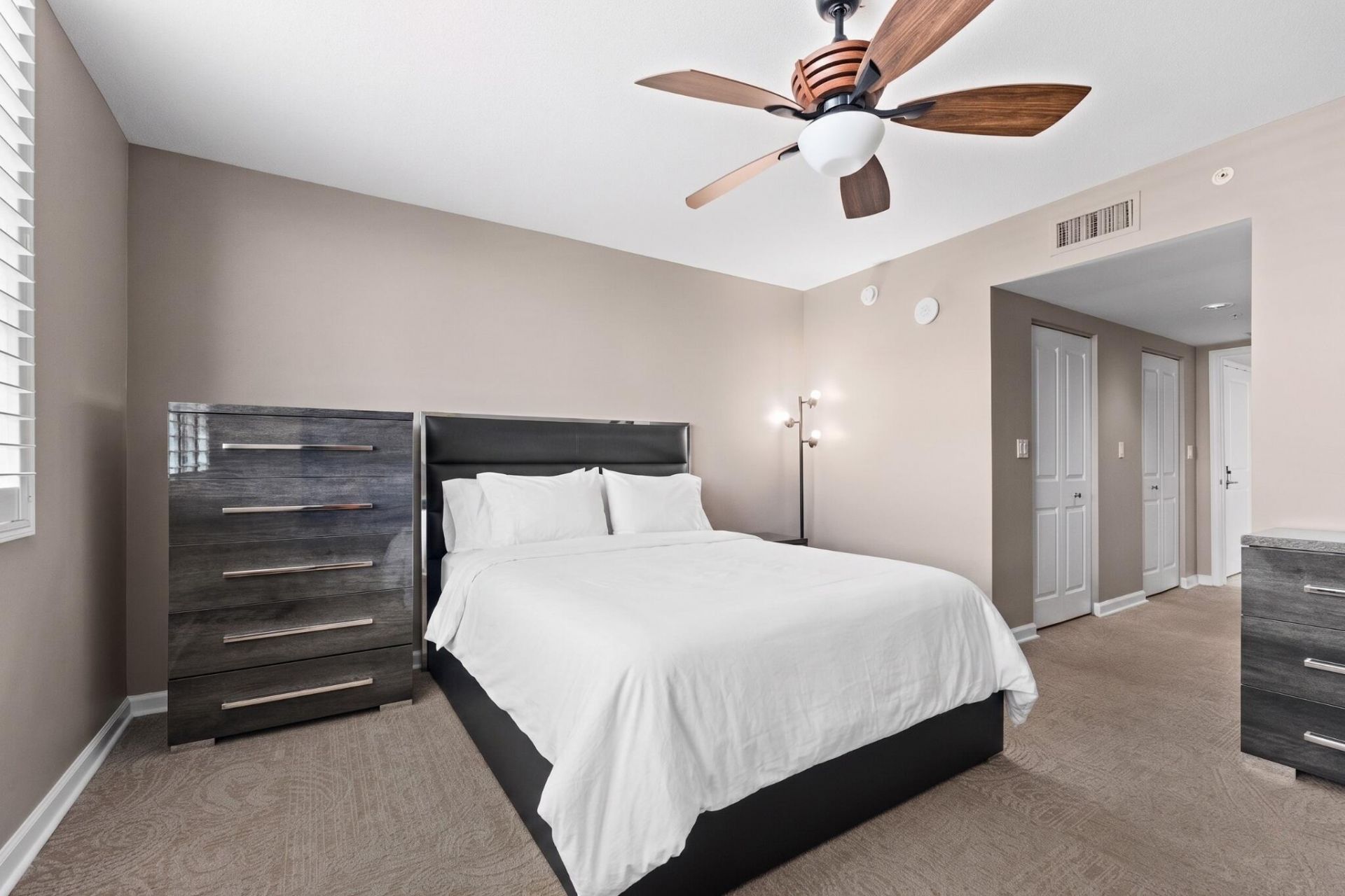600 W Las Olas Boulevard, Unit 902S, Fort Lauderdale, FL 33312 Photo