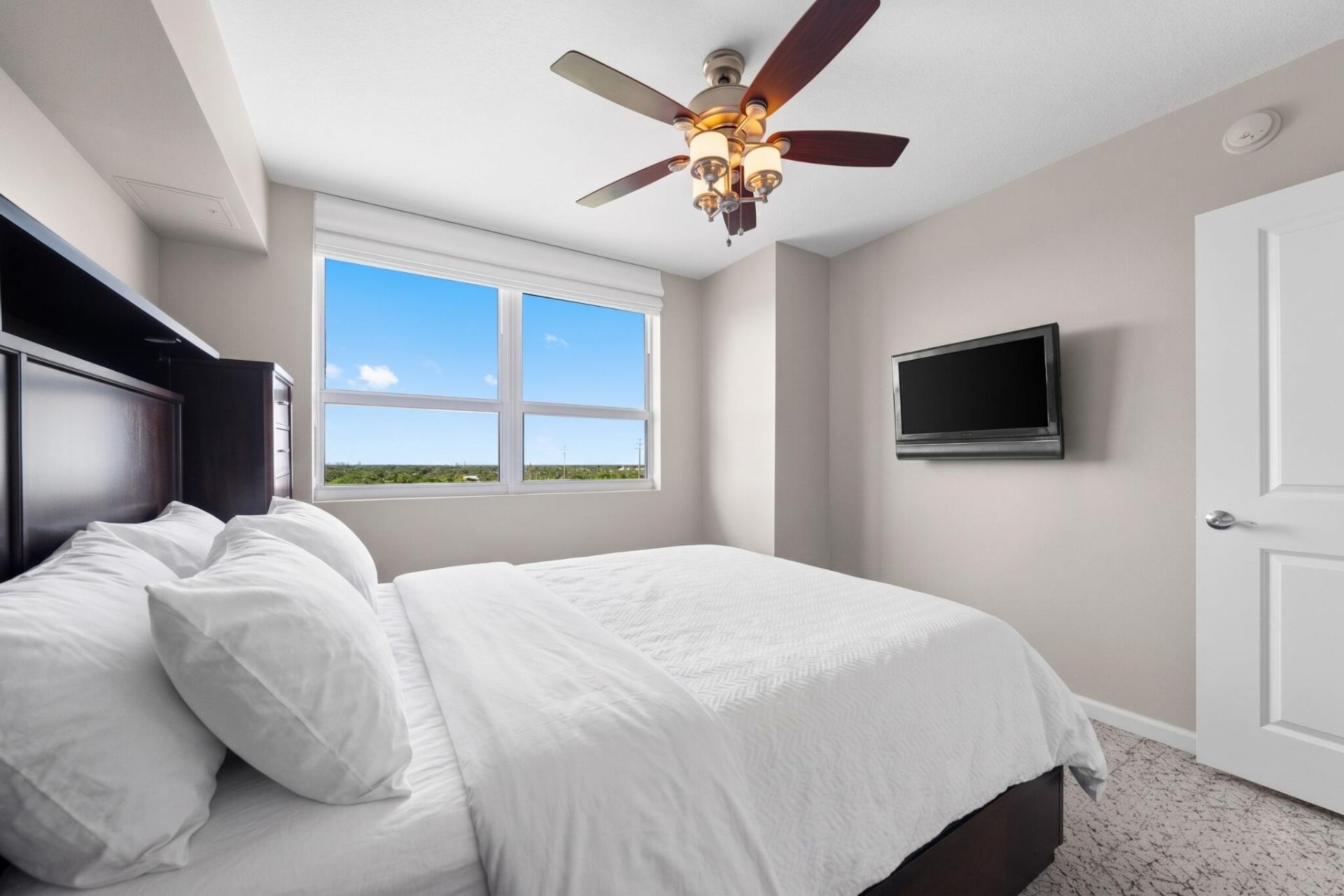 600 W Las Olas Boulevard, Unit 902S, Fort Lauderdale, FL 33312 Photo