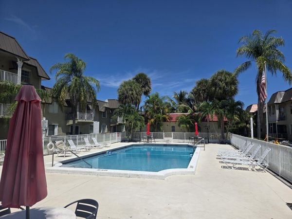 495 SE 8th Street, Unit 237, Deerfield Beach, FL 33441