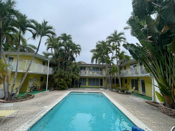 77 HENDRICKS Isle, Unit 3, Fort Lauderdale, FL 33301
