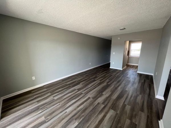 2605 NW 135TH Street, Unit 101, Opa-Locka, FL 33167