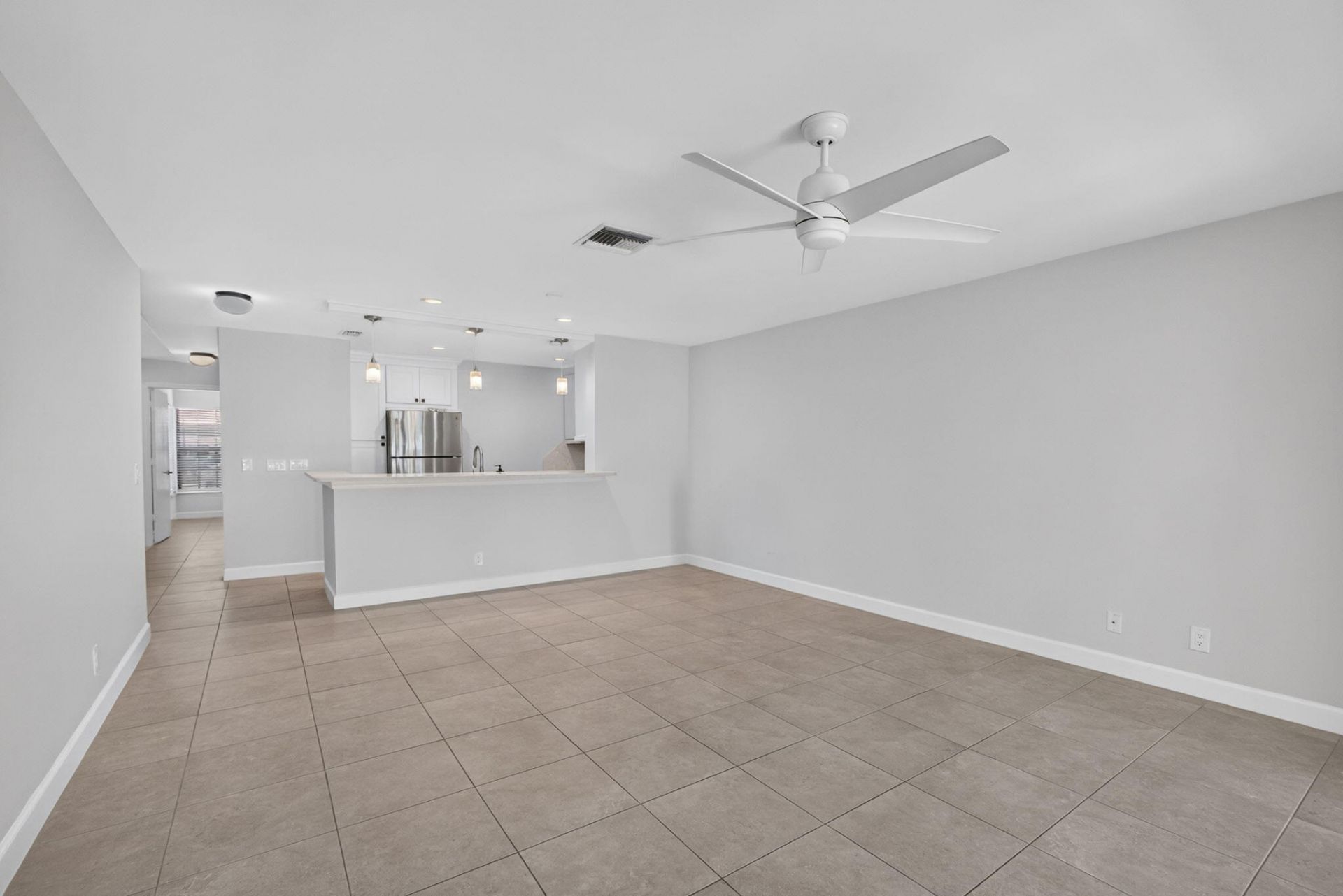 2339 Treasure Isle Drive, Unit 44, Palm Beach Gardens, FL 33410 Photo