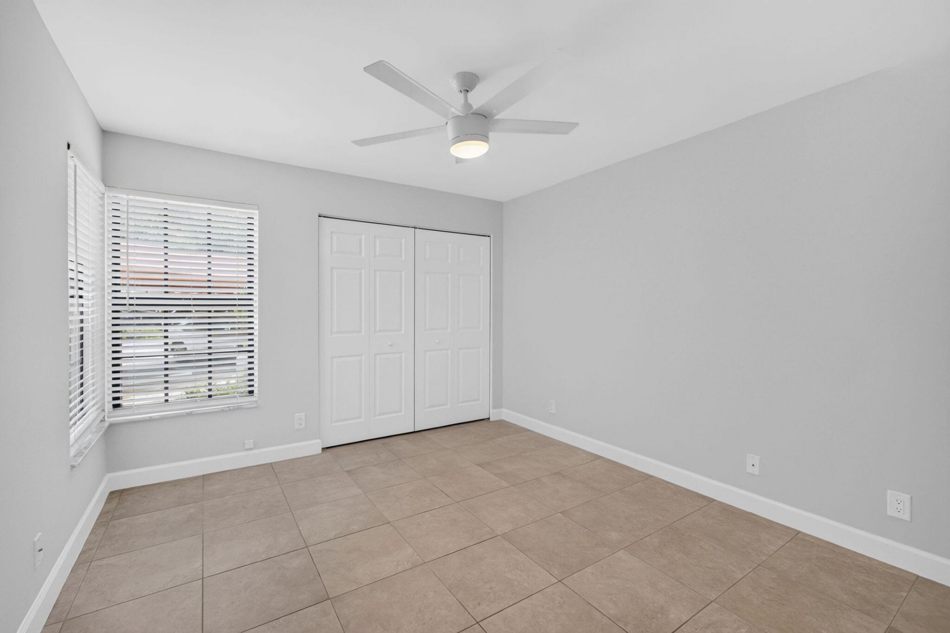 2339 Treasure Isle Drive, Unit 44, Palm Beach Gardens, FL 33410 Photo