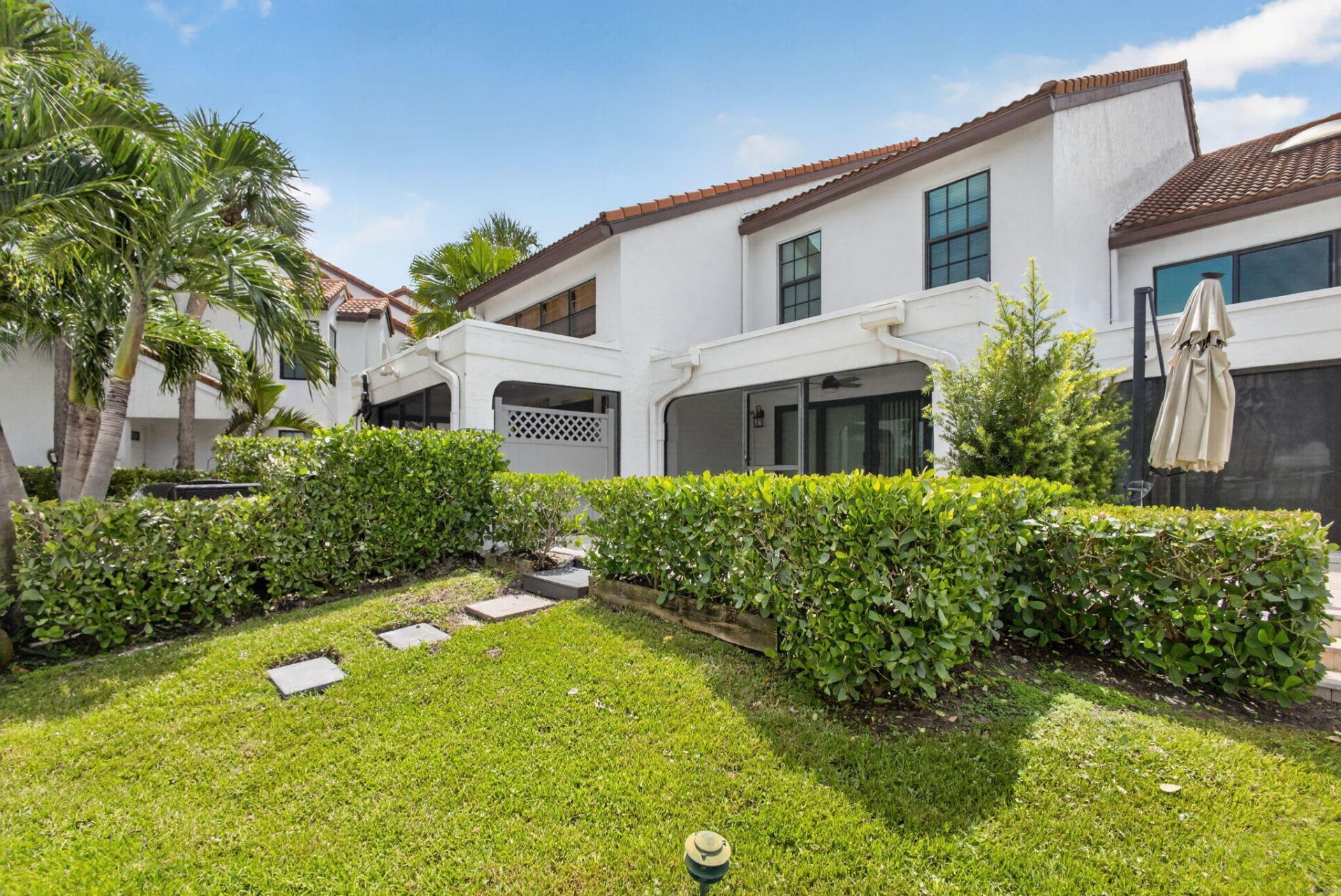 2339 Treasure Isle Drive, Unit 44, Palm Beach Gardens, FL 33410 Photo