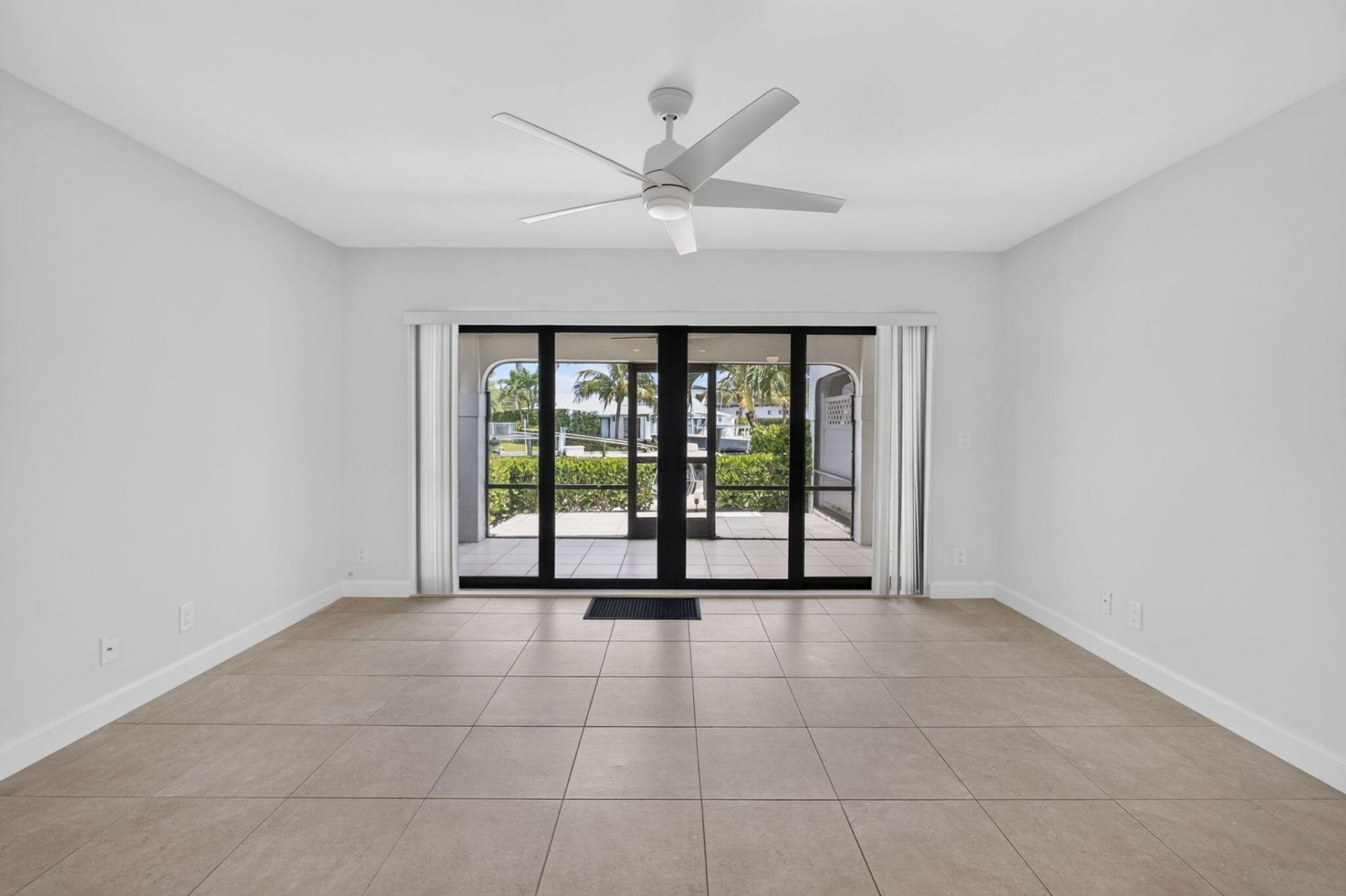 2339 Treasure Isle Drive, Unit 44, Palm Beach Gardens, FL 33410 Photo