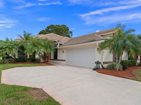 435 SW JEFFERSON Circle, Port St. Lucie, FL 34986