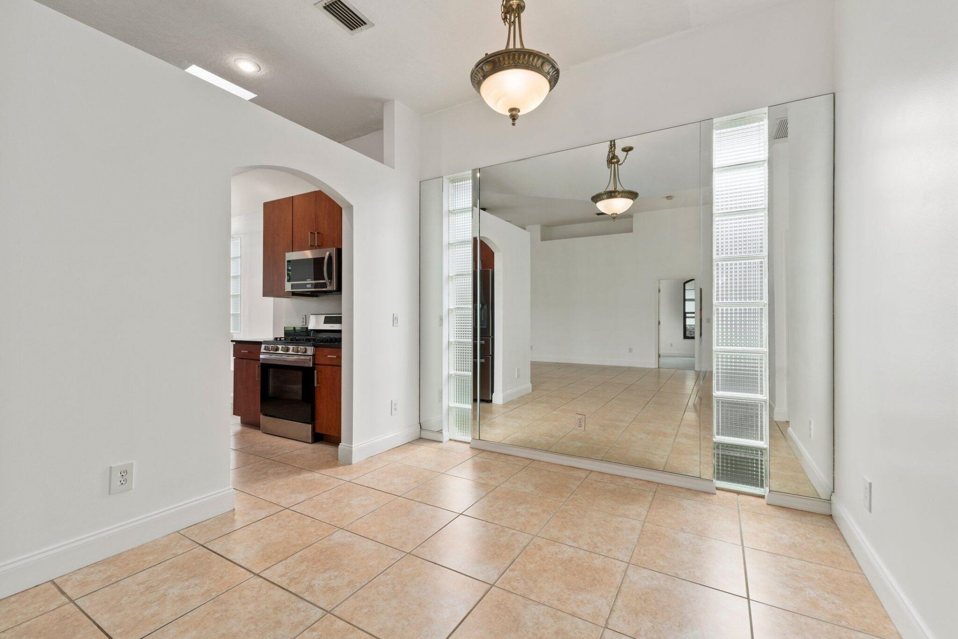 435 SW Jefferson Circle, Port Saint Lucie, FL 34986 Photo