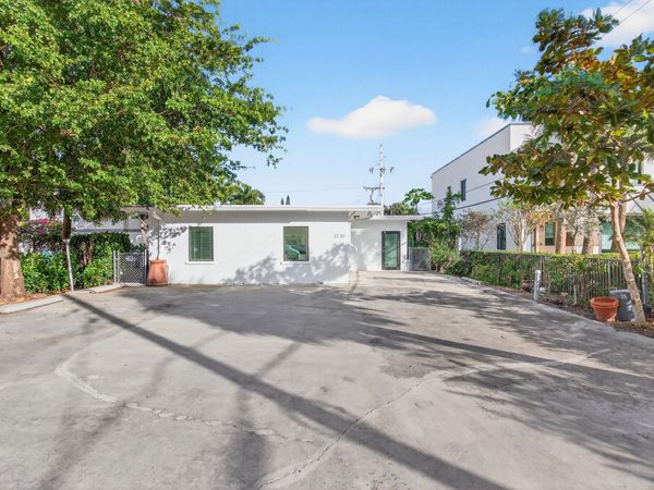 3720 Morton Avenue, West Palm Beach, FL 33405
