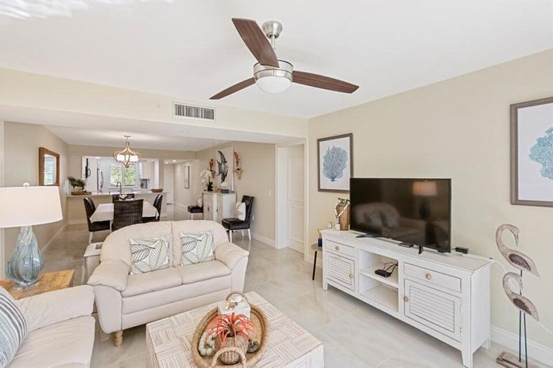 2101 Marina Isle Way, Unit 203, Jupiter, FL 33477 Photo