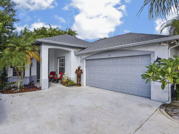 1480 Lake Breeze Drive, Wellington, FL 33414
