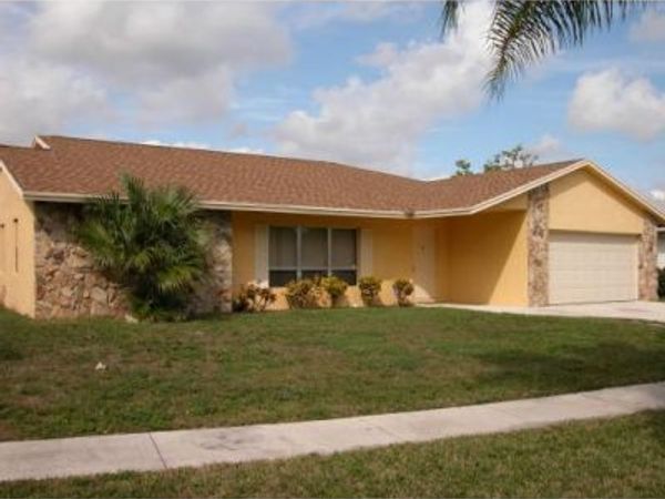 5248 GALINA Circle, Lake Worth, FL 33463