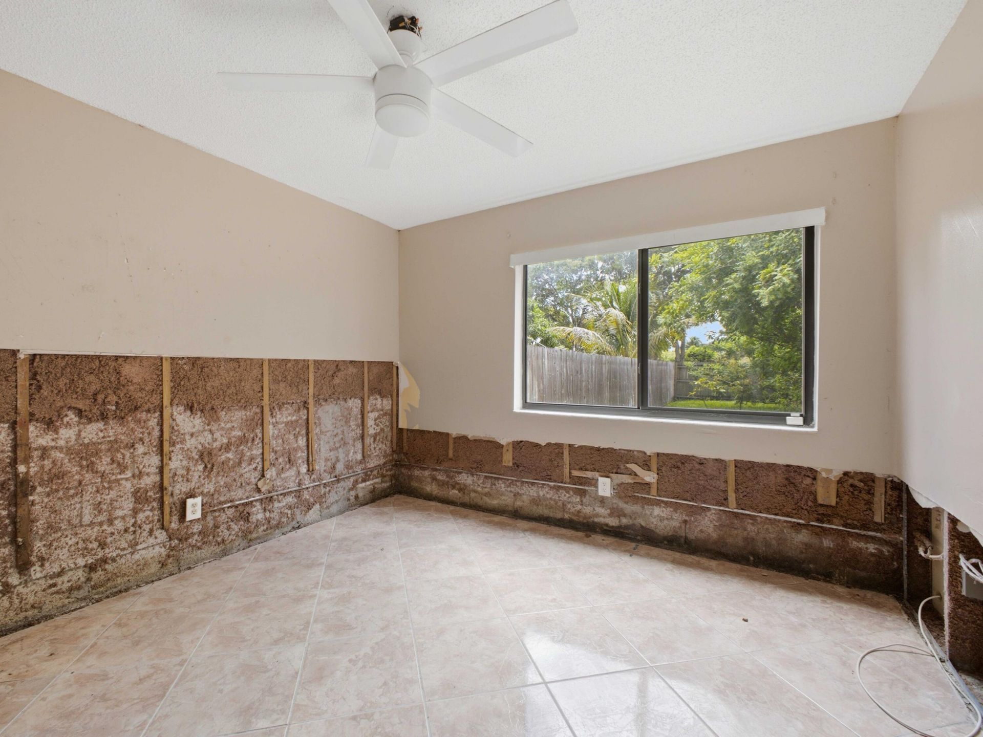 5088 NW 5th Street, Delray Beach, FL 33445 Photo