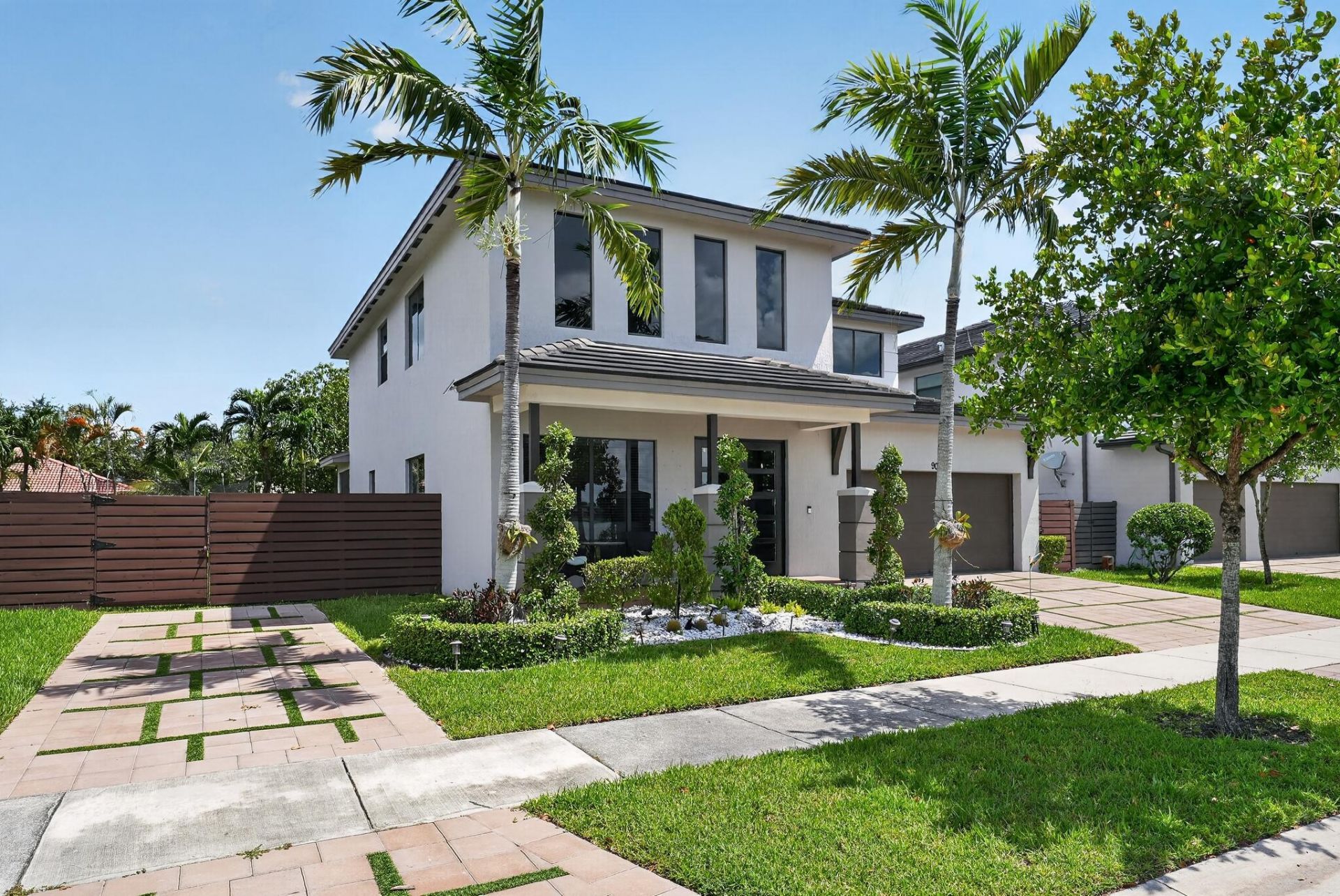 9023 NW 161st Terrace, Miami Lakes, FL 33018 Photo