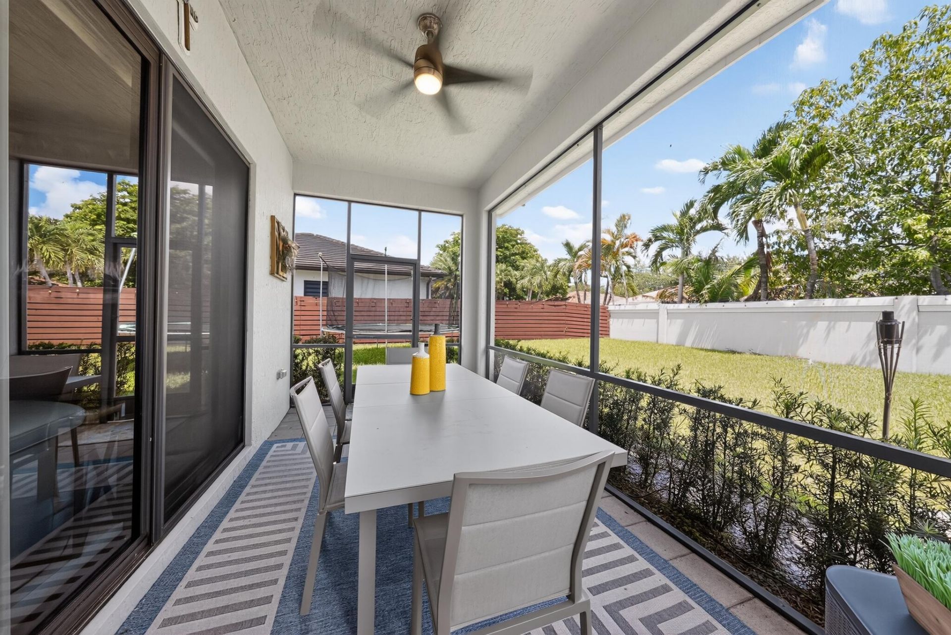 9023 NW 161st Terrace, Miami Lakes, FL 33018 Photo