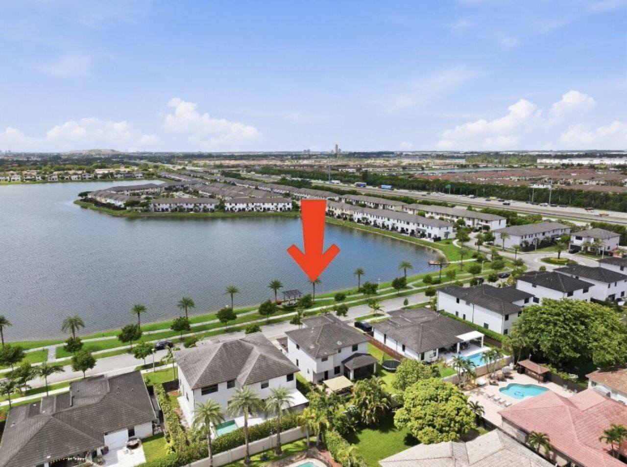 9023 NW 161st Terrace, Miami Lakes, FL 33018 Photo