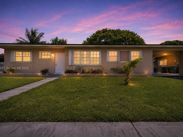 1760 NW 187th Ter, Miami Gardens, FL 33056