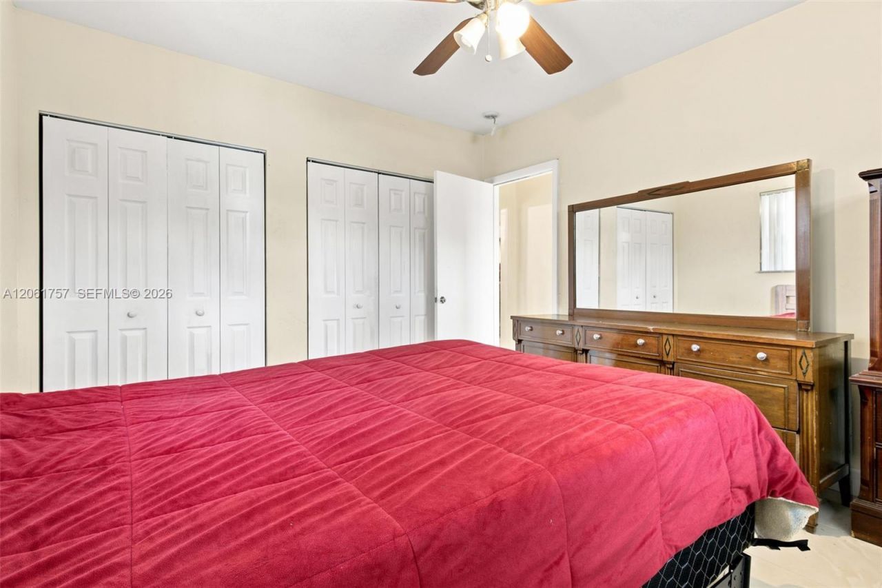 1760 NW 187th Ter, Miami Gardens, FL 33056 Photo
