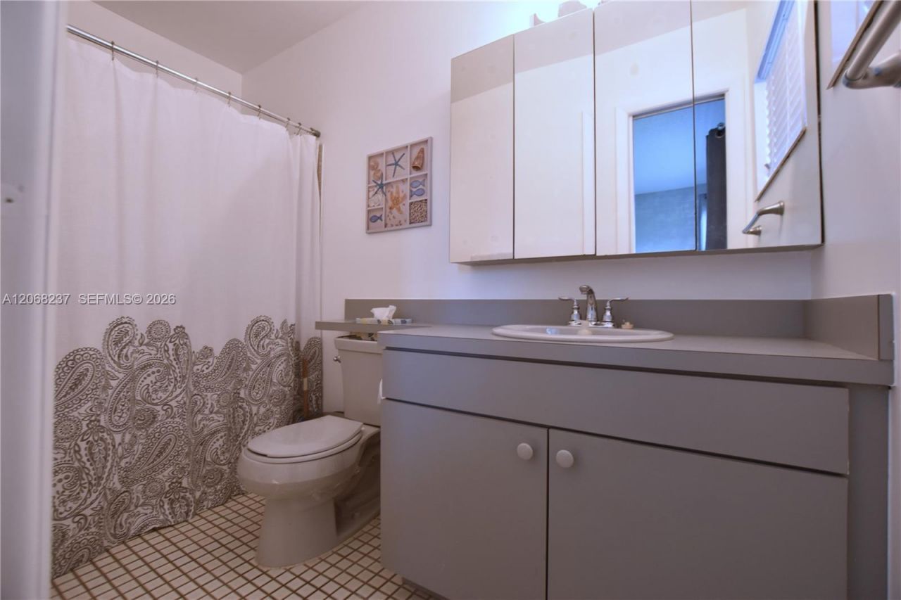 2666 Emory Dr East , Unit F, West Palm Beach, FL 33415 Photo