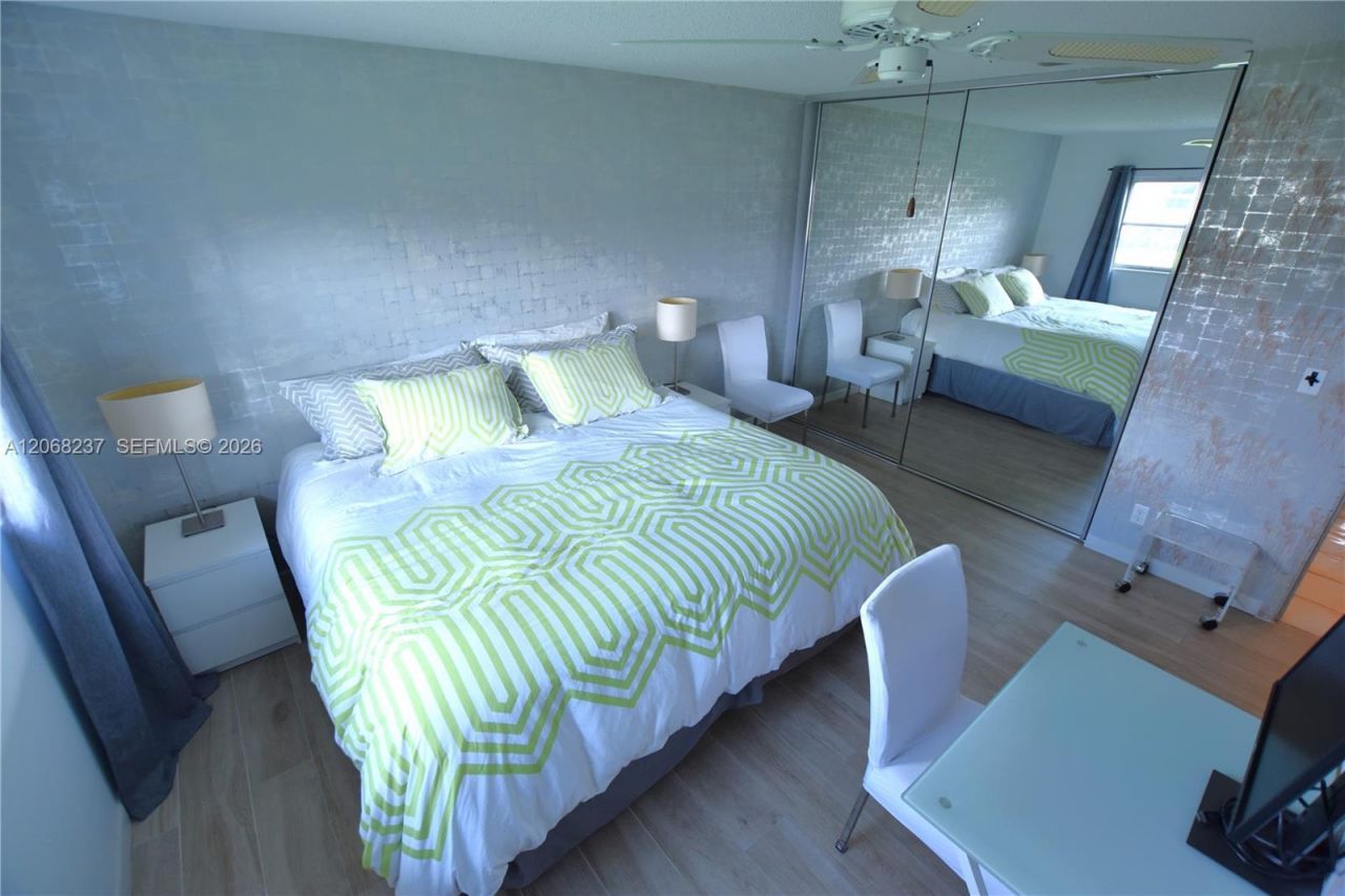 2666 Emory Dr East , Unit F, West Palm Beach, FL 33415 Photo