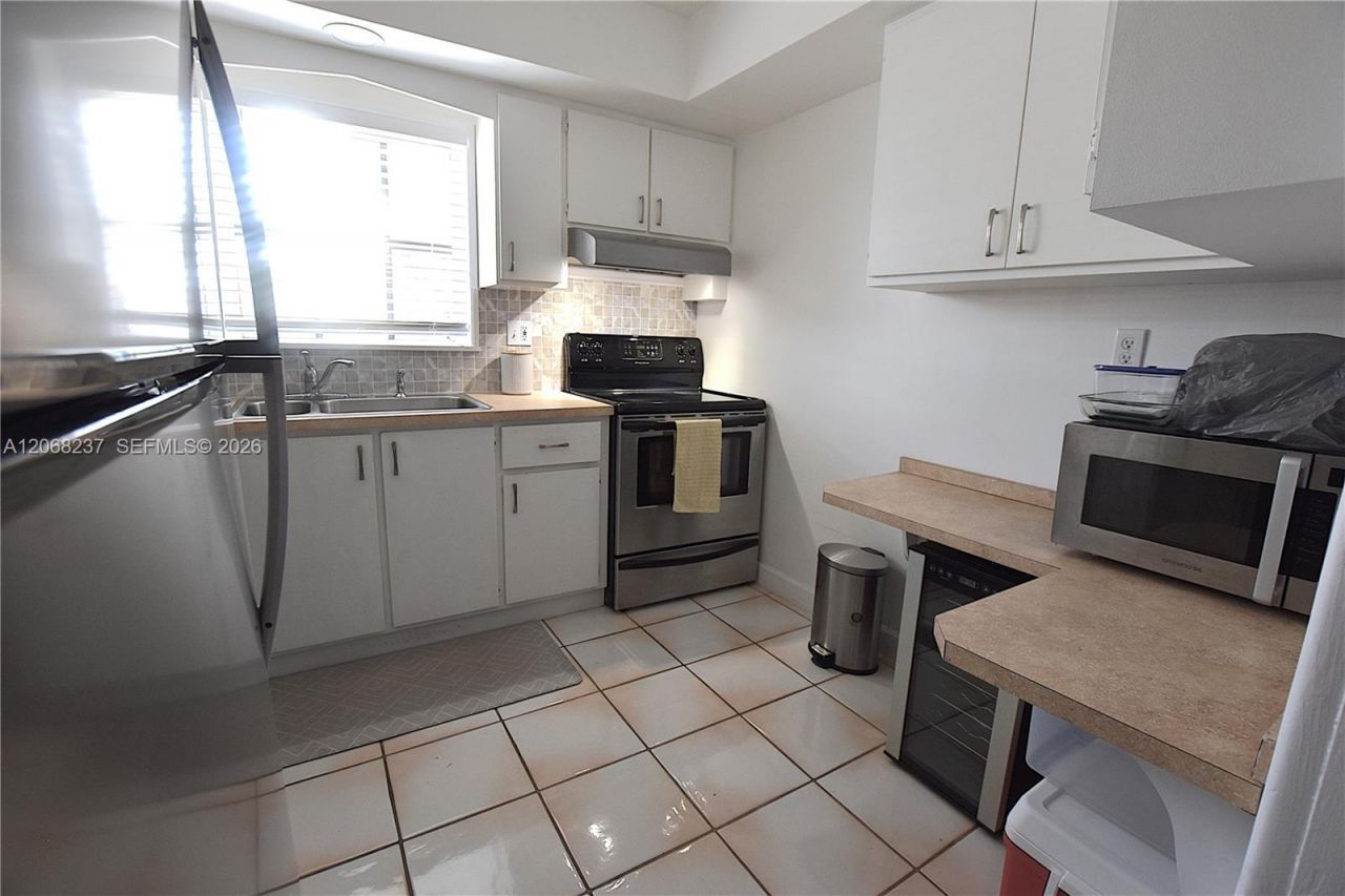 2666 Emory Dr East , Unit F, West Palm Beach, FL 33415 Photo