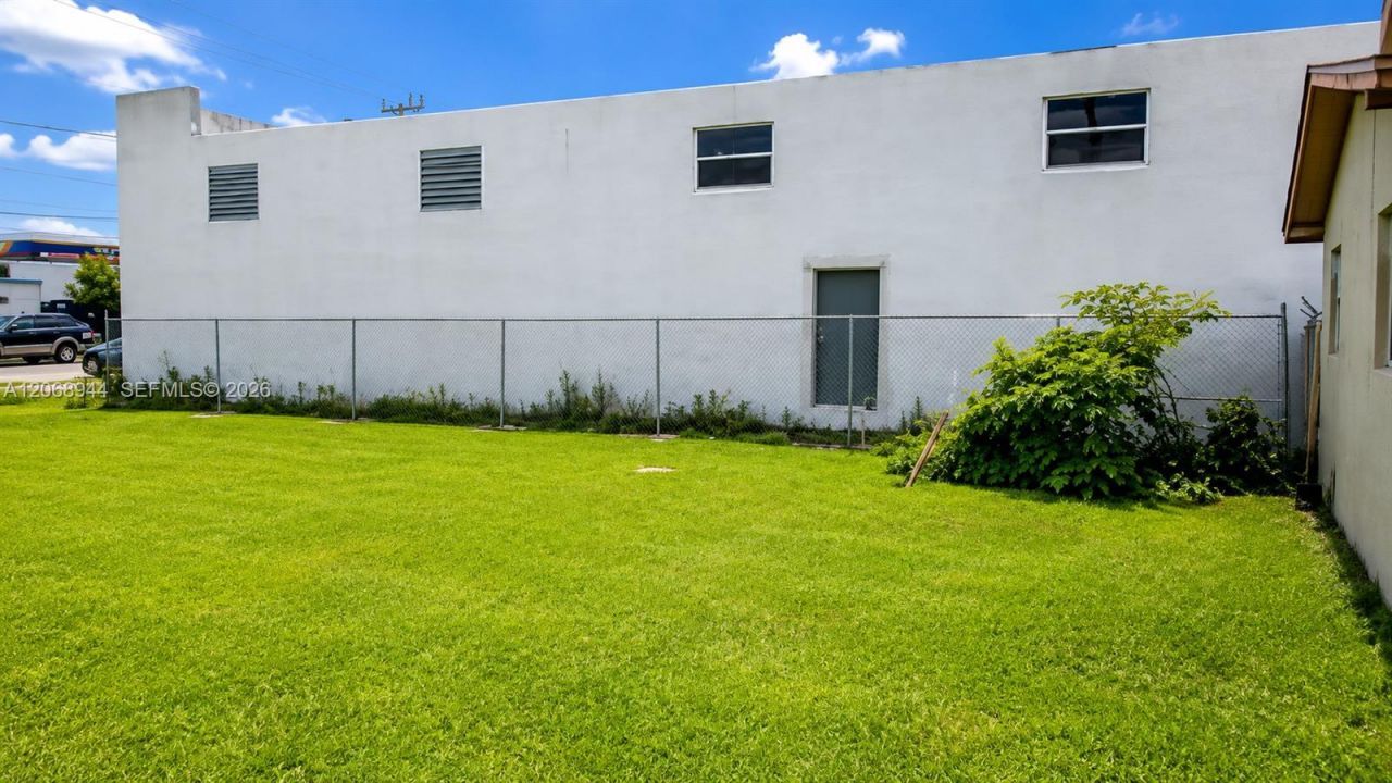 119 NW 3rd St, Hallandale Beach, FL 33009 Photo