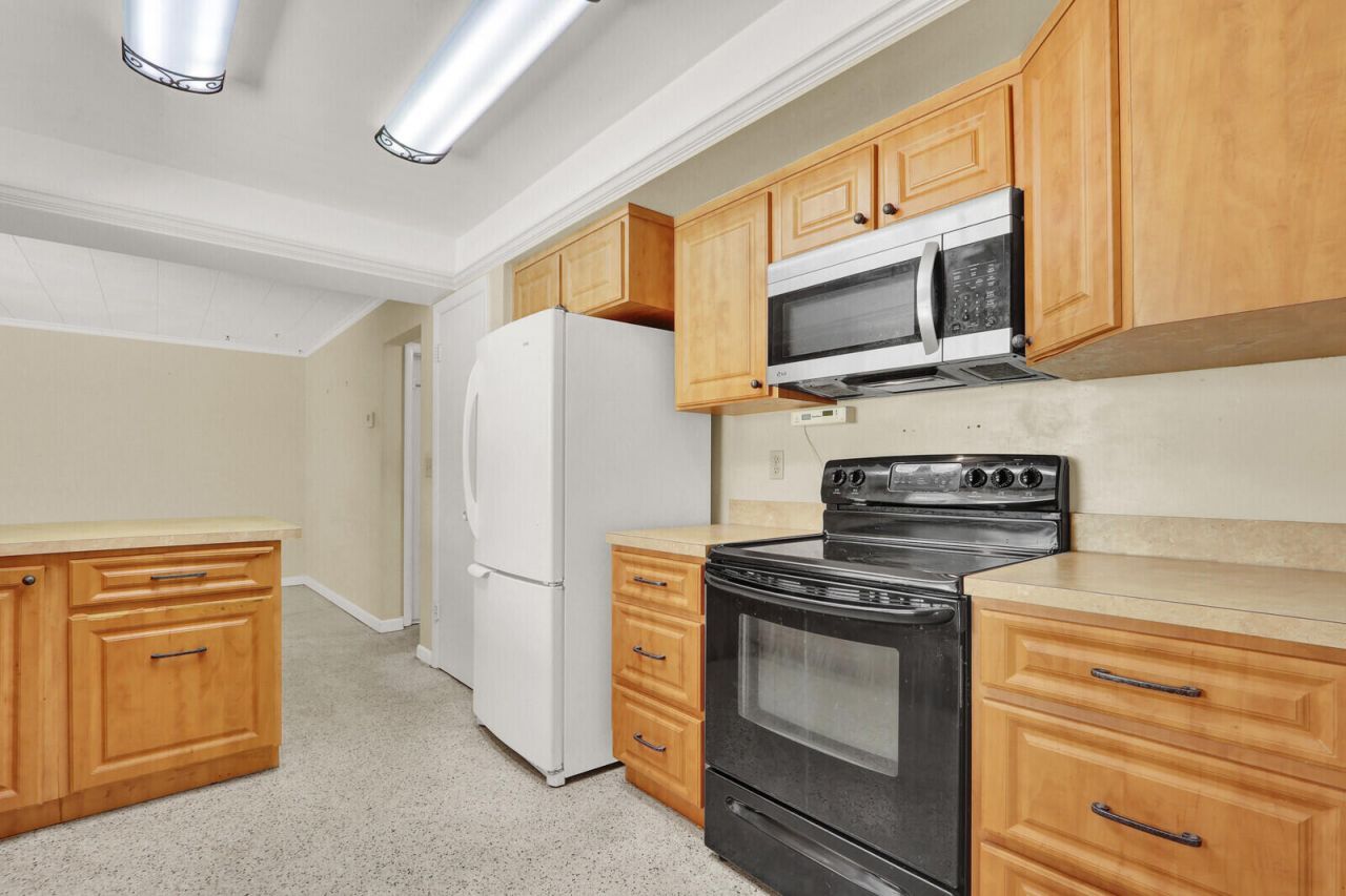 6466 Via Townsend, West Palm Beach, FL 33415 Photo