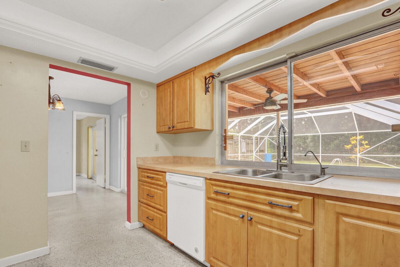 6466 Via Townsend, West Palm Beach, FL 33415 Photo