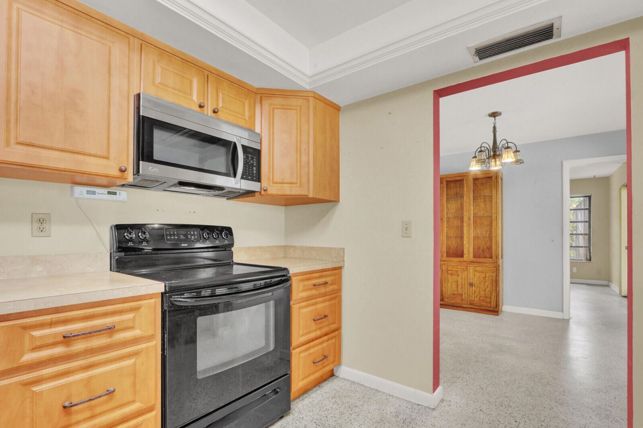 6466 Via Townsend, West Palm Beach, FL 33415 Photo
