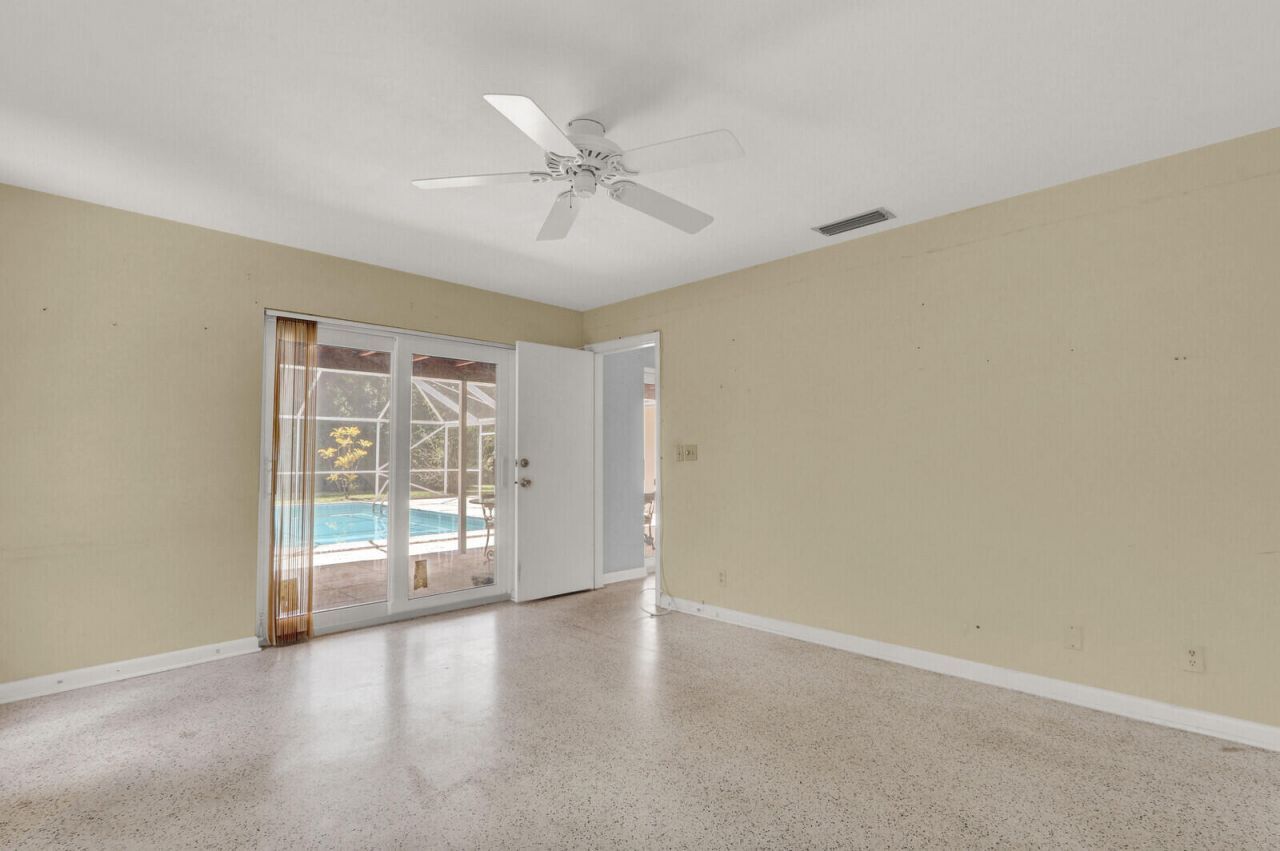 6466 Via Townsend, West Palm Beach, FL 33415 Photo