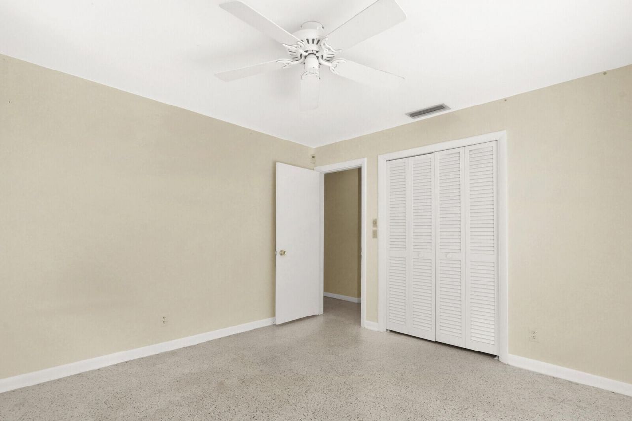 6466 Via Townsend, West Palm Beach, FL 33415 Photo