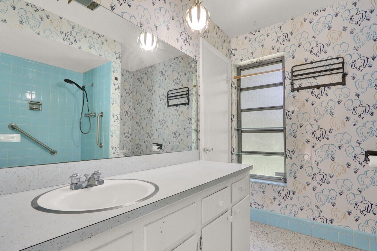 6466 Via Townsend, West Palm Beach, FL 33415 Photo