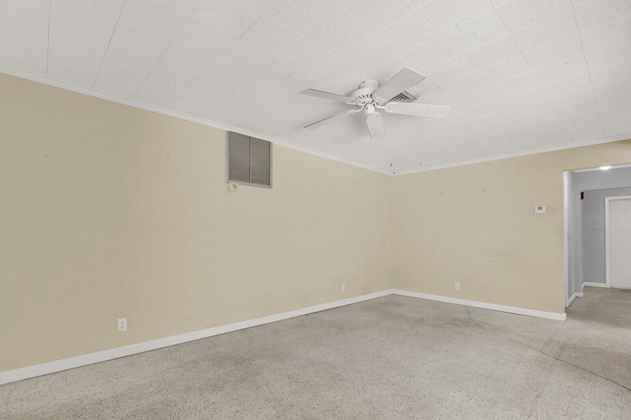 6466 Via Townsend, West Palm Beach, FL 33415 Photo