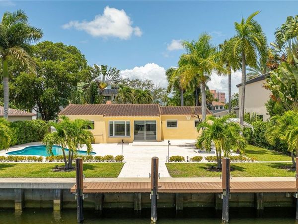 330 Coconut Isle Dr , Fort Lauderdale, FL 33301