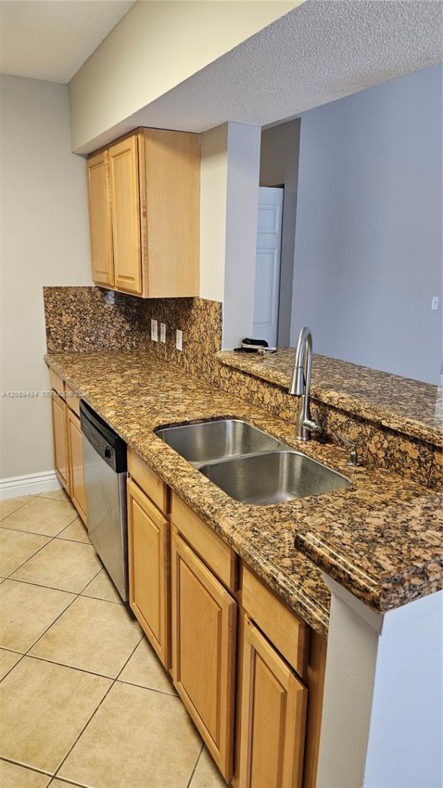 815 W Boynton Beach Blvd , Unit 4-205, Boynton Beach, FL 33426 Photo