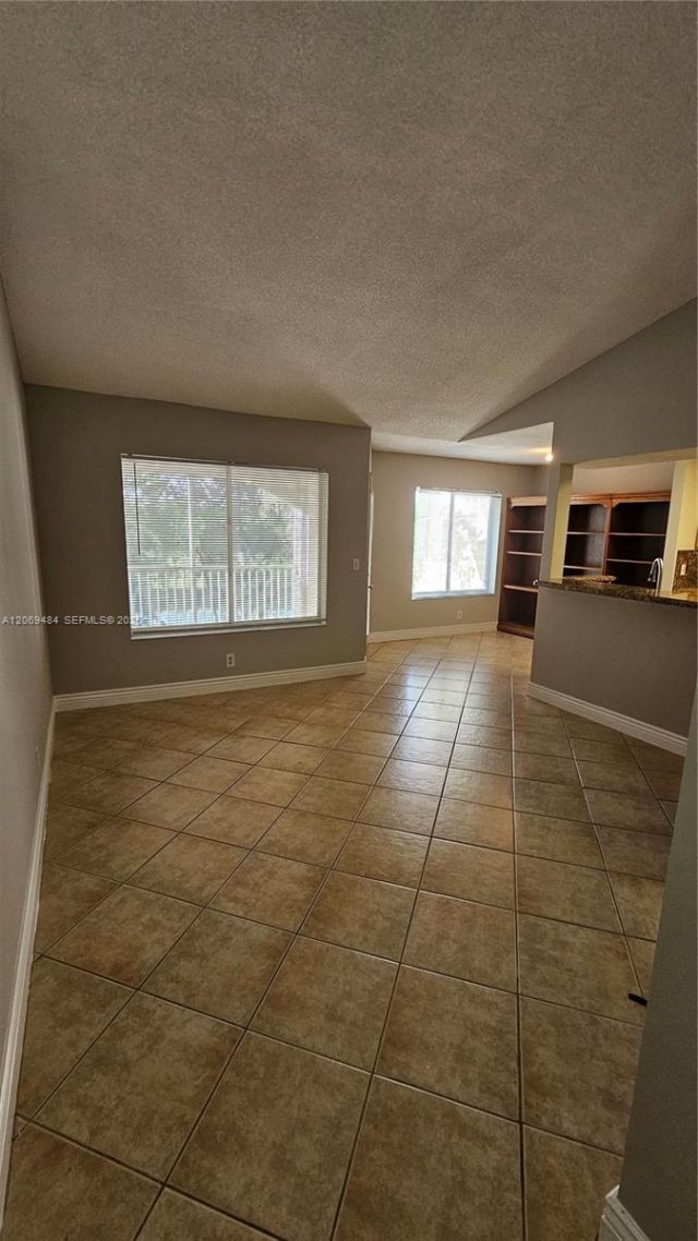 815 W Boynton Beach Blvd , Unit 4-205, Boynton Beach, FL 33426 Photo