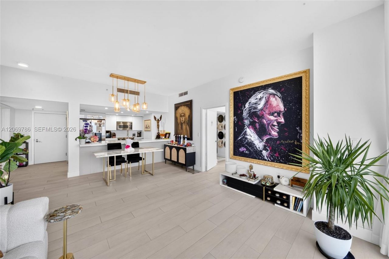 1800 N Bayshore Dr, Unit 809, Miami, FL 33132 Photo