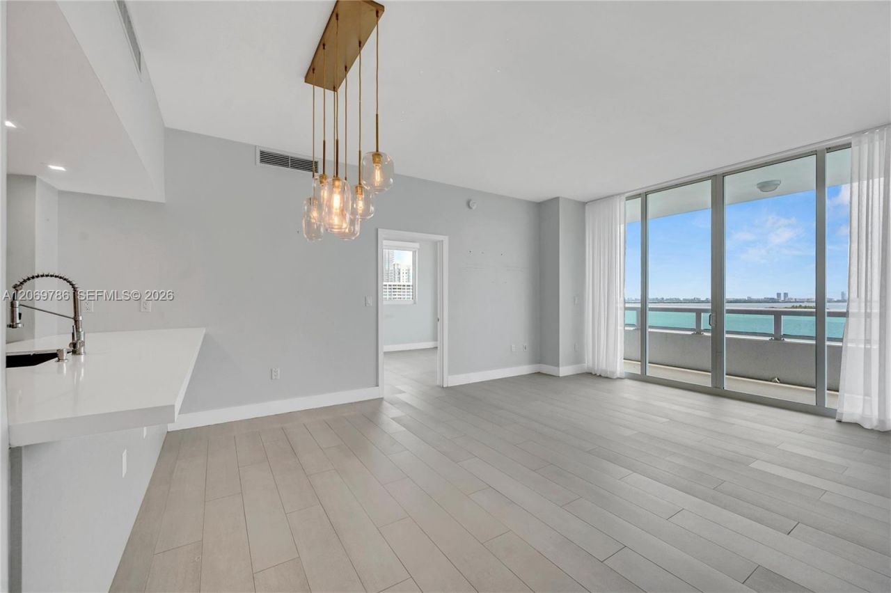 1800 N Bayshore Dr , Unit 809, Miami, FL 33132 Photo