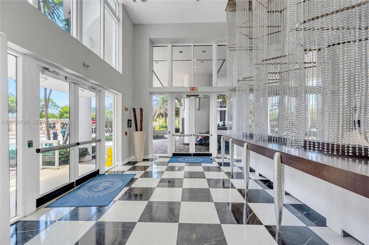 1800 N Bayshore Dr , Unit 809, Miami, FL 33132 Photo