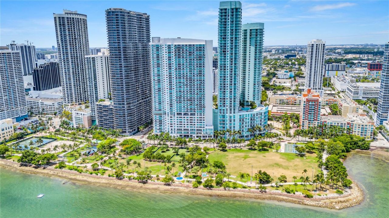 1800 N Bayshore Dr , Unit 809, Miami, FL 33132 Photo