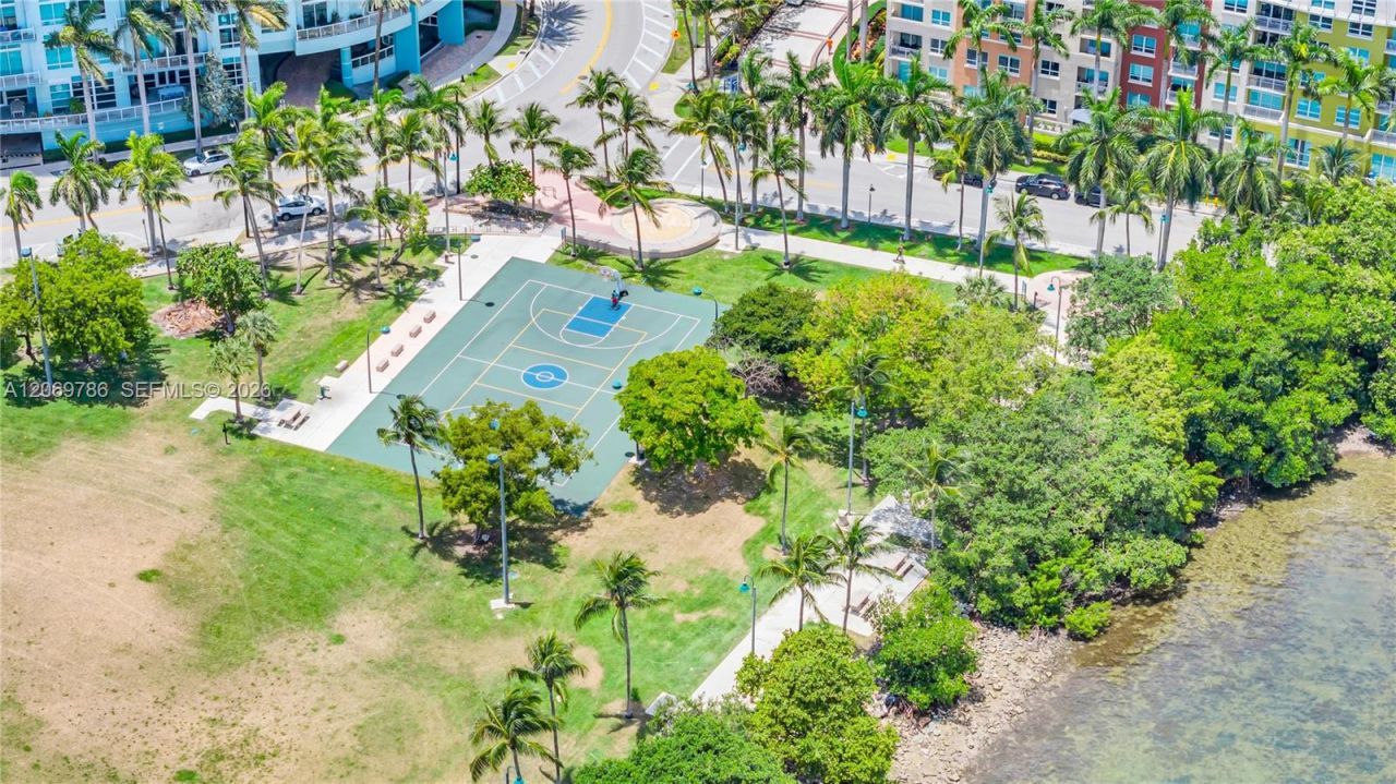 1800 N Bayshore Dr , Unit 809, Miami, FL 33132 Photo