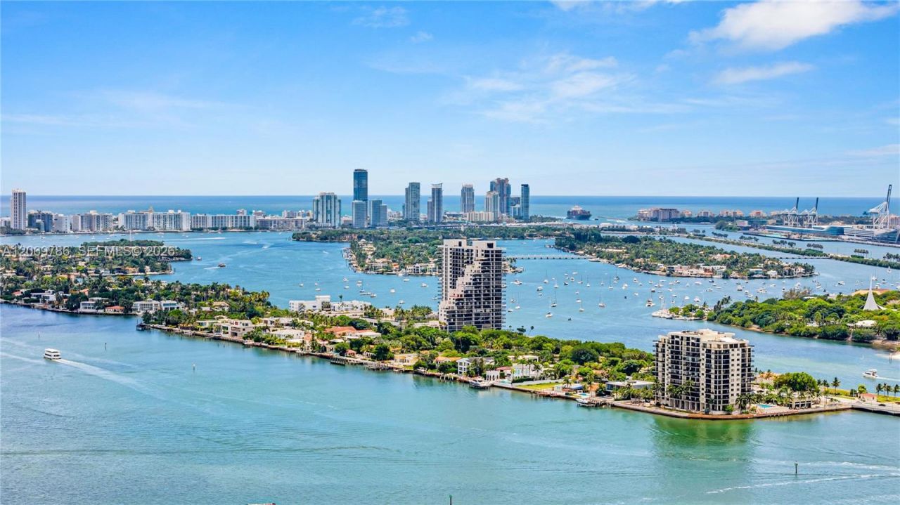 1800 N Bayshore Dr , Unit 809, Miami, FL 33132 Photo