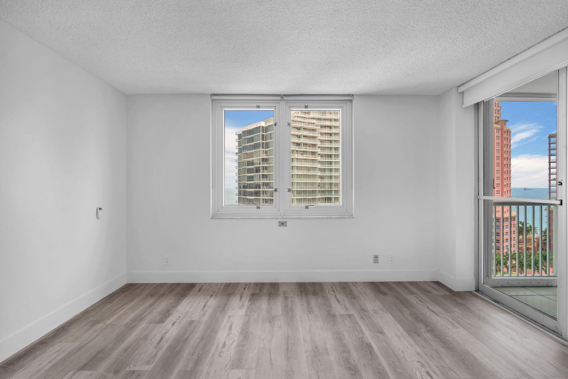 2200 NE 33rd Avenue, Unit 17C, Fort Lauderdale, FL 33305 Photo