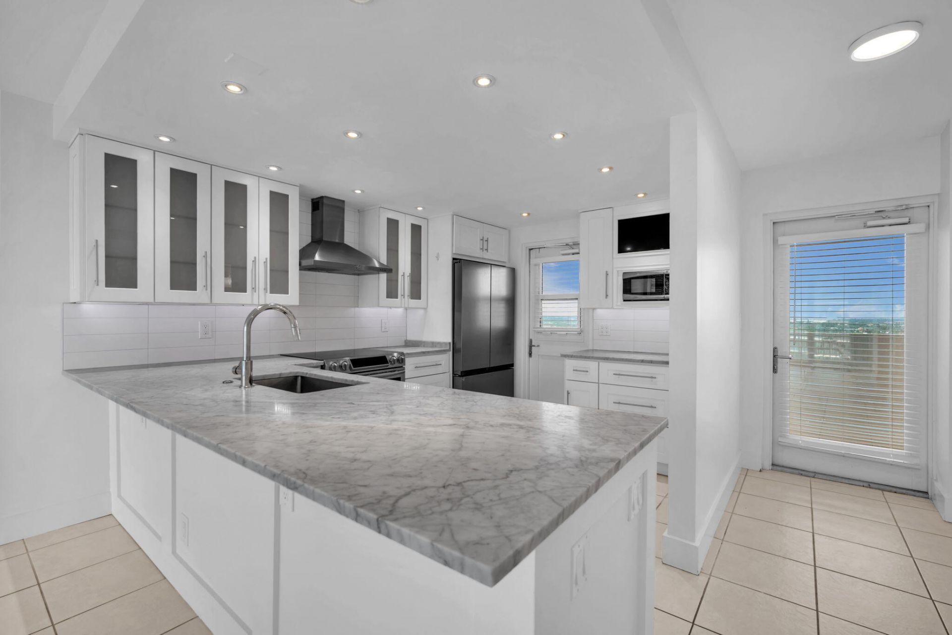 2200 NE 33rd Avenue, Unit 17C, Fort Lauderdale, FL 33305 Photo