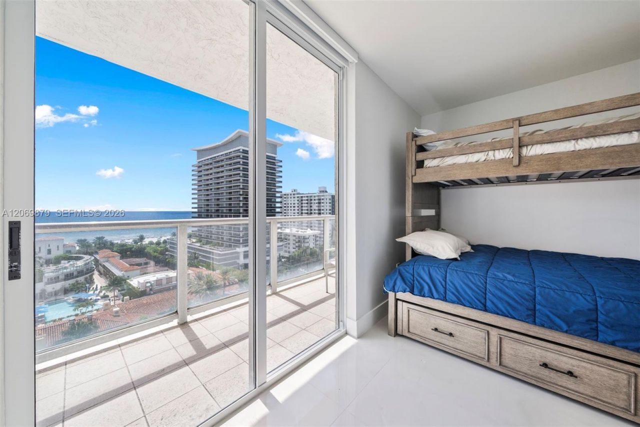 5900 Collins Ave , Unit 1204, Miami Beach, FL 33140 Photo